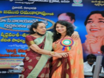 కనులలో నీ రూపం..మనసులో నీ గీతం…..